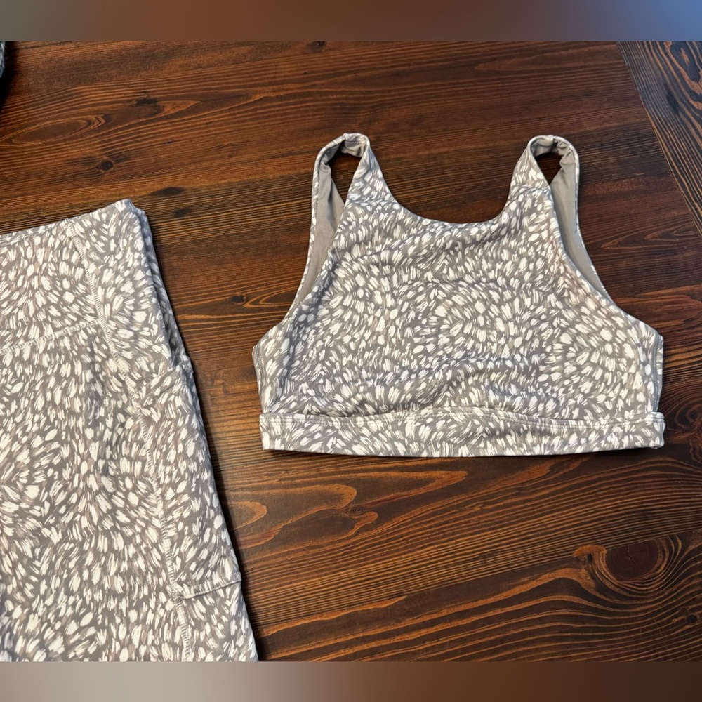 Hurley Sports Bra and Matching Leggings